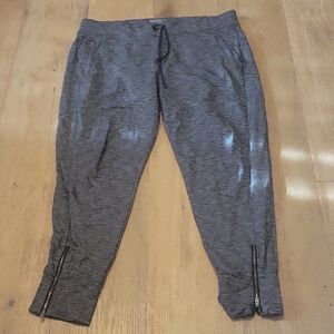 Athleta Gray-black Size Large Athletic Pants